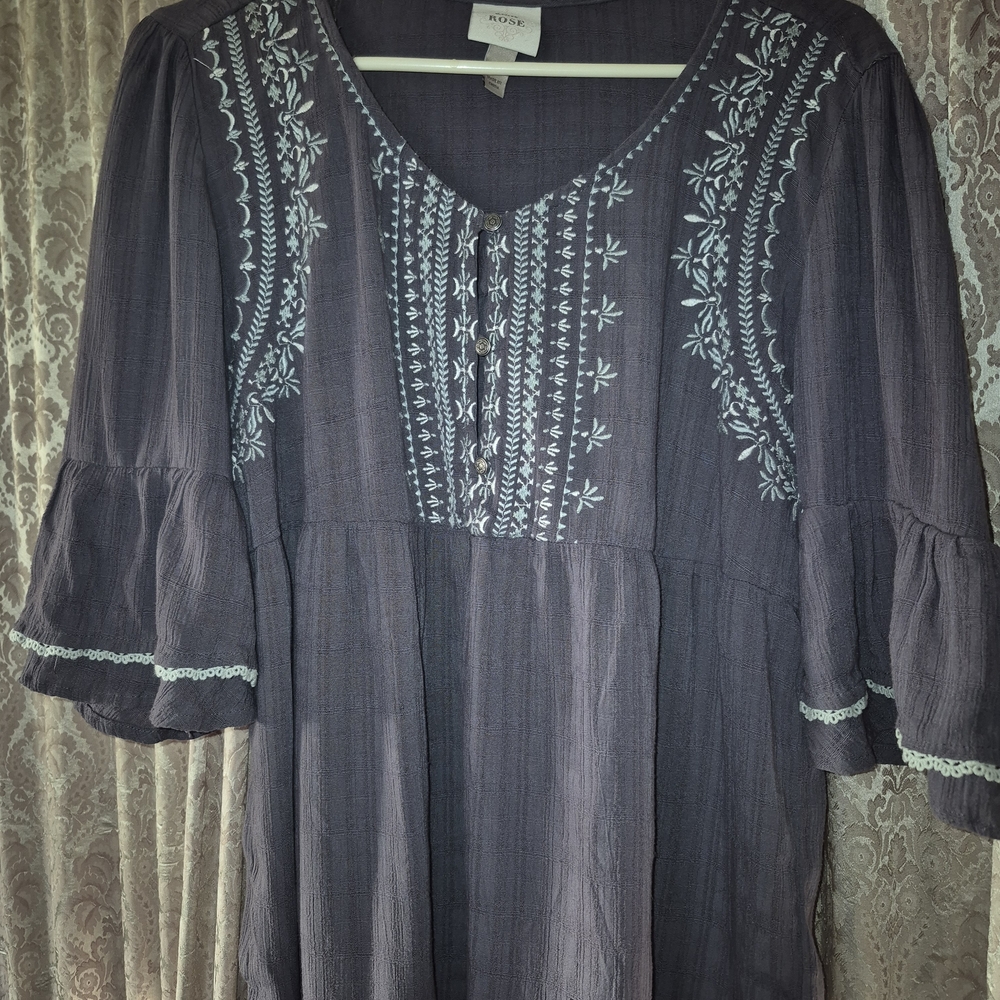 Knox Rose Charcoal Blouse with White Embroidery